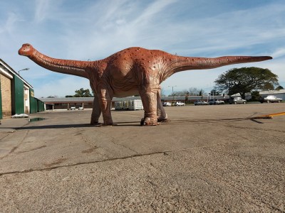 Escultura TITANOSAURIO