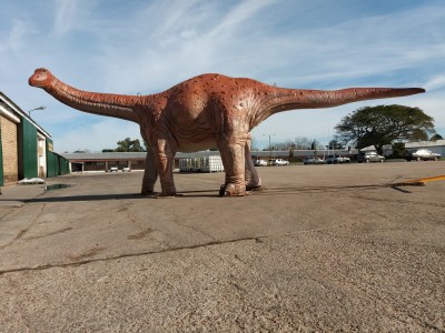 Escultura TITANOSAURIO